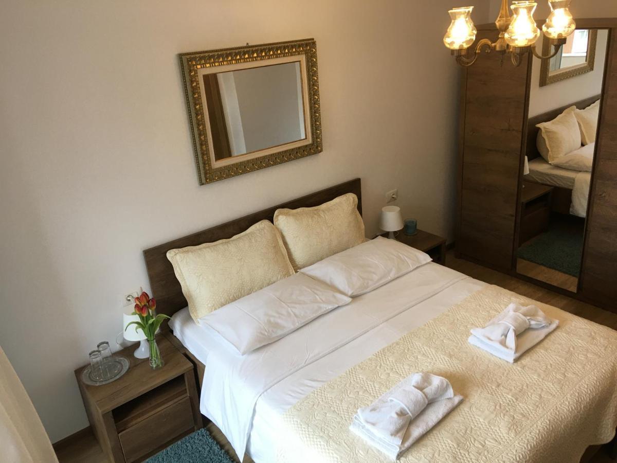 Elegantza Suites Braşov Exterior foto